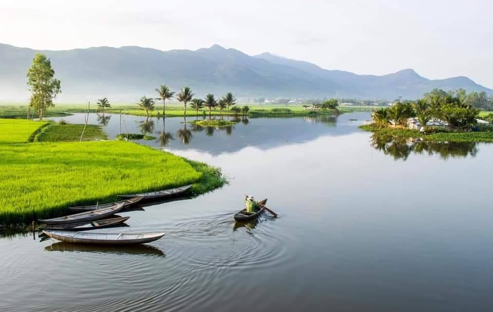 Vẻ Đẹp Phù Cát Yên Bình Đắm Say Lòng Người