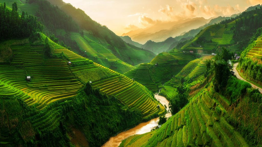 Mùa nước đổ Tây Bắc - Vẻ đẹp thanh khiết giữa núi rừng đại ngàn