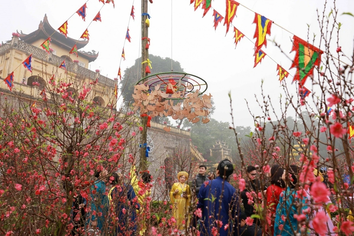 Giữ gìn vẻ đẹp Tết cổ truyền trong nhịp sống hiện đại 